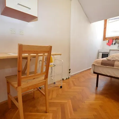 Carera Apartment
